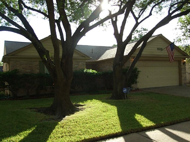 9638 Dapple Ln in Houston, TX - Building Photo - Building Photo