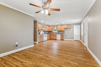 369 Pat Dr in Avondale, LA - Building Photo - Building Photo