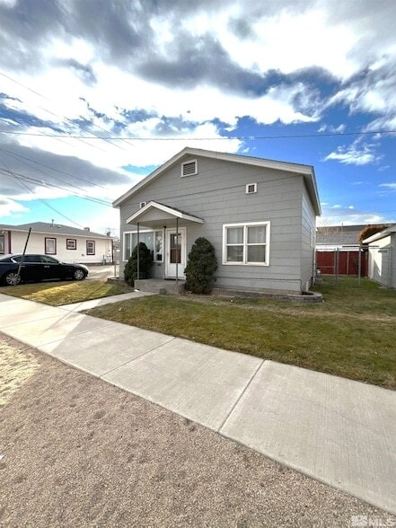 241 5th St in Sparks, NV - Building Photo - Building Photo