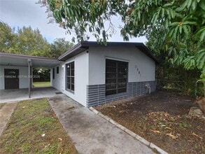 1501 NE 151st Terrace in North Miami Beach, FL - Building Photo - Building Photo