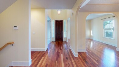 4648 NW Moretti Terrace in Portland, OR - Building Photo - Building Photo