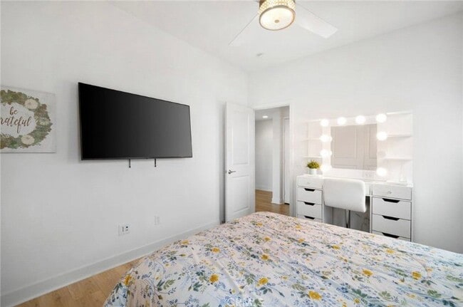 4382 Pacifica Wy, Unit #1 in Oceanside, CA - Foto de edificio - Building Photo