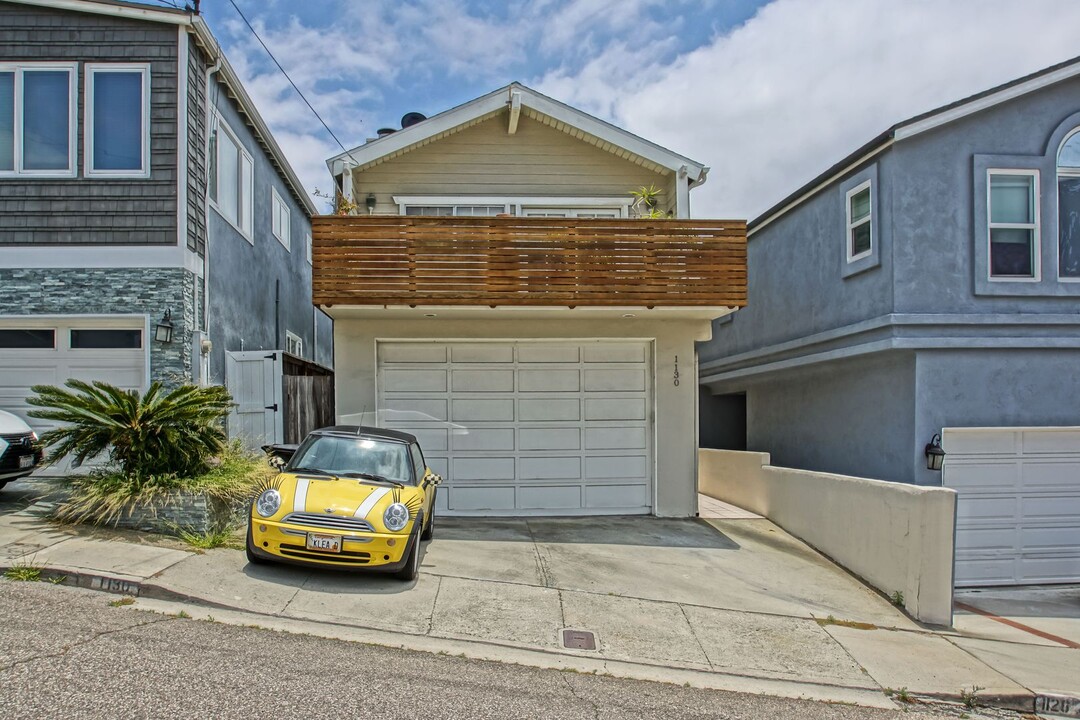 1130 1st Pl in Hermosa Beach, CA - Building Photo