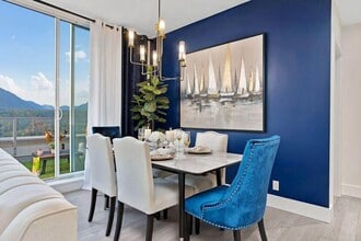 680 Seylynn Cres in North Vancouver, BC - Building Photo - Building Photo