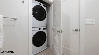 2005 11th St NW, Unit 107 in Washington, DC - Building Photo - Building Photo