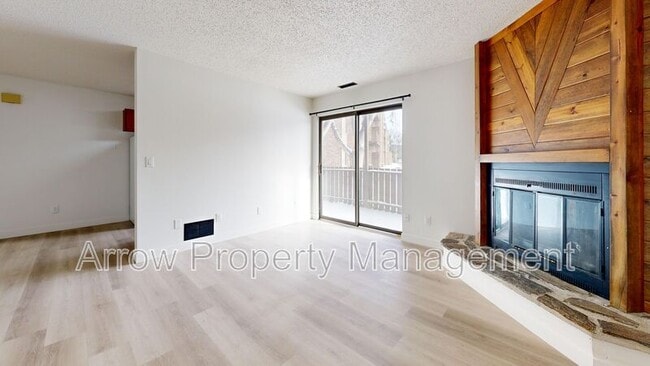 property at 203 E Arbor Ave