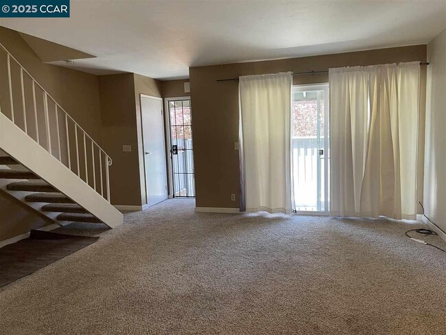 property at 62 Villa Cir
