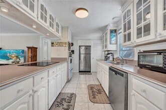 203 Allen Ave in Key Largo, FL - Building Photo - Building Photo