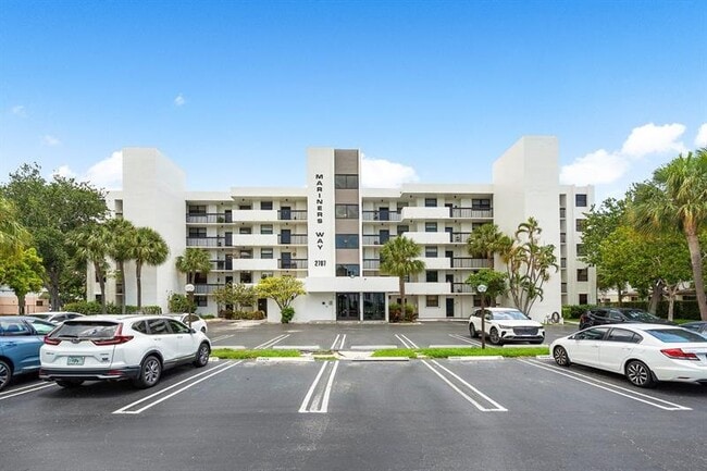 2707 NE 14th Street Causeway in Pompano Beach, FL - Building Photo - Building Photo
