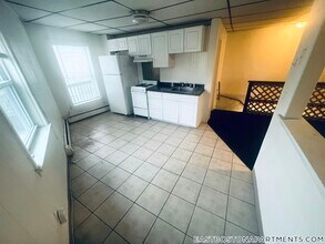 10 Marion St in Boston, MA - Building Photo - Building Photo