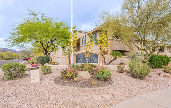 16013 S Desert Foothills Pkwy in Phoenix, AZ - Foto de edificio - Building Photo