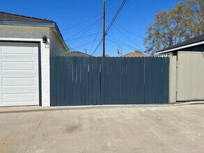 4502 Petaluma Ave in Lakewood, CA - Building Photo - Building Photo