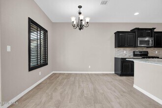 871 Maple Park Ave in Sunland Park, NM - Foto de edificio - Building Photo