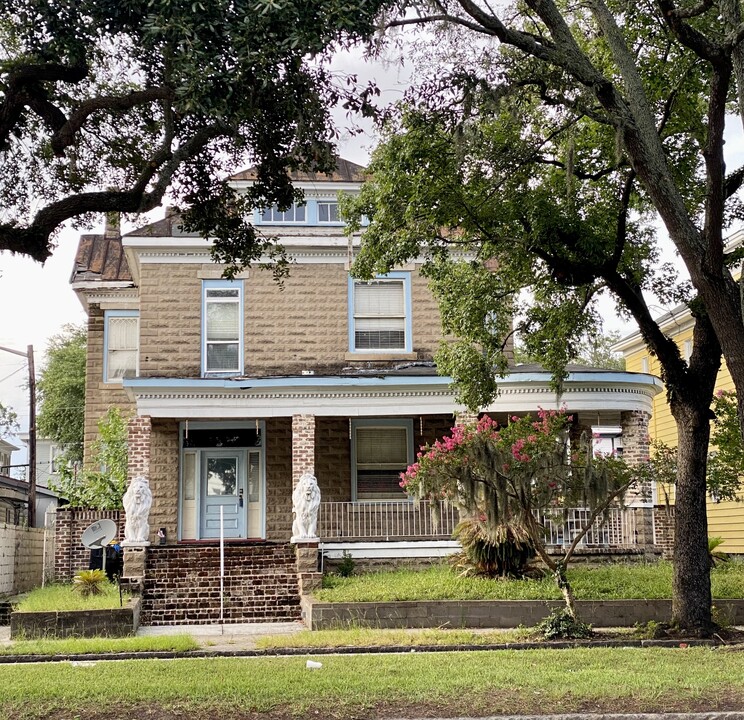 312 W 37th St in Savannah, GA - Building Photo