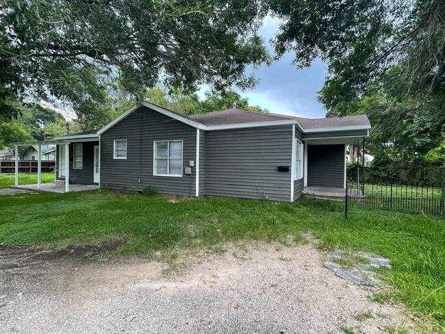property at 2330 Cedar Dr
