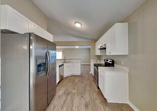 3412 Volley Dr in Jacksonville, FL - Foto de edificio - Building Photo