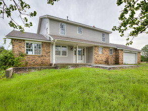 11308 Meadow Ridge Ln in Jones, OK - Building Photo - Building Photo