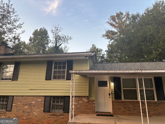 602 Dixon Rd