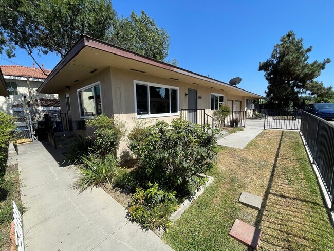 7636 Garvalia Ave in Rosemead, CA - Building Photo - Building Photo