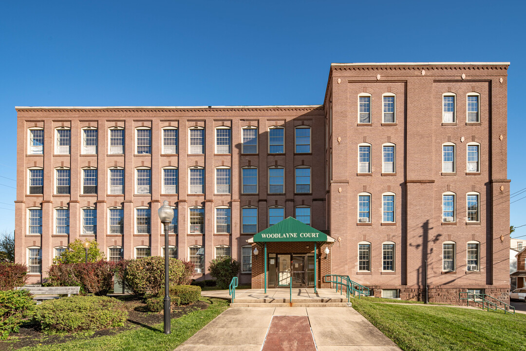 Woodlayne Court in Middletown, PA - Building Photo