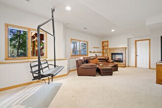 903 Pinnacle Pl in Fort Collins, CO - Building Photo - Building Photo