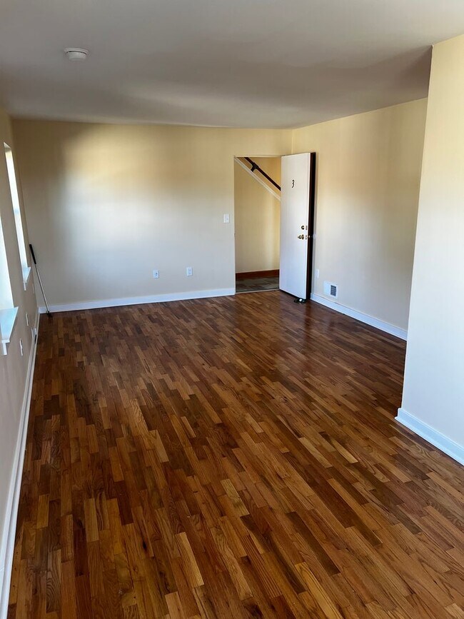 131 Whitehills Dr in East Lansing, MI - Building Photo - Building Photo