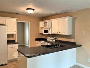 3878 Summer Leigh Ct in Loganville, GA - Foto de edificio - Building Photo