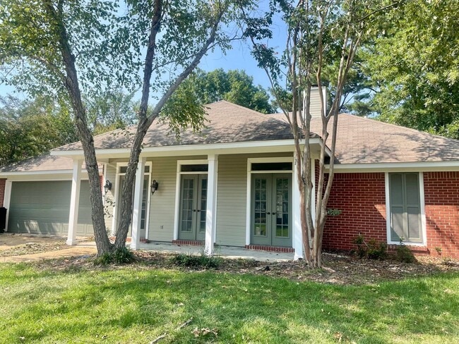 property at 208 Chestnut Dr