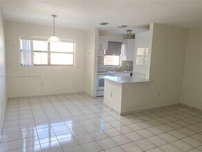 15475 SW 80th St-Unit -205-15 in Miami, FL - Building Photo - Building Photo