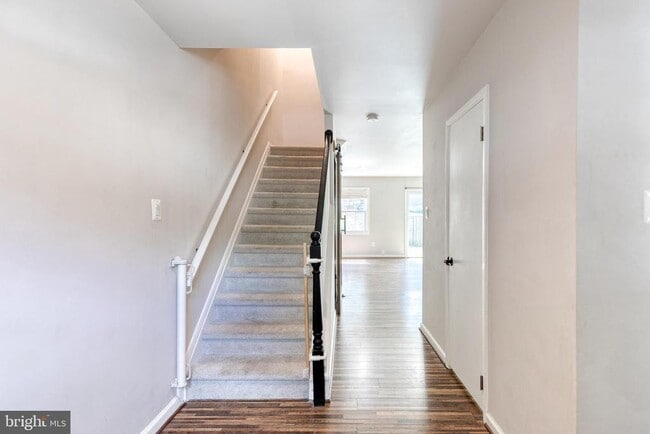 1669 Yorktown Ct in Crofton, MD - Building Photo - Building Photo
