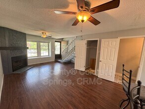 6825 Mountain Top Ln in Colorado Springs, CO - Building Photo - Building Photo