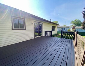 120 Bunn Dr in Rockton, IL - Building Photo - Building Photo