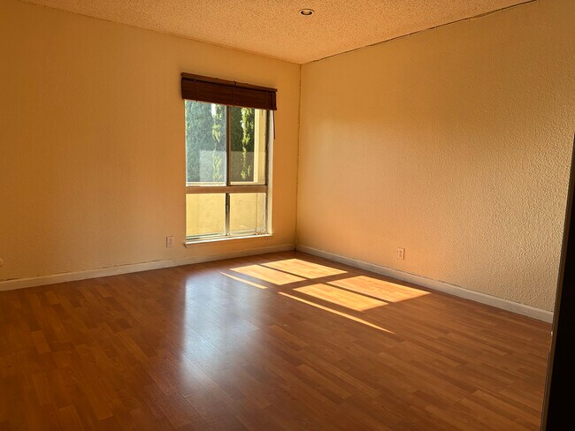 781 N. Fair Oaks Ave., Unit 3 - Master in Sunnyvale, CA - Foto de edificio - Building Photo