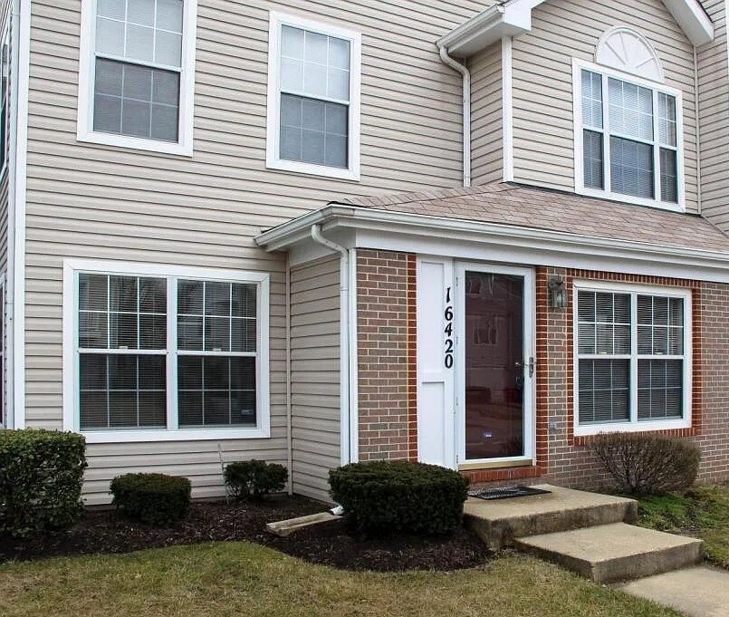 16420 Ellipse Ter in Bowie, MD - Foto de edificio