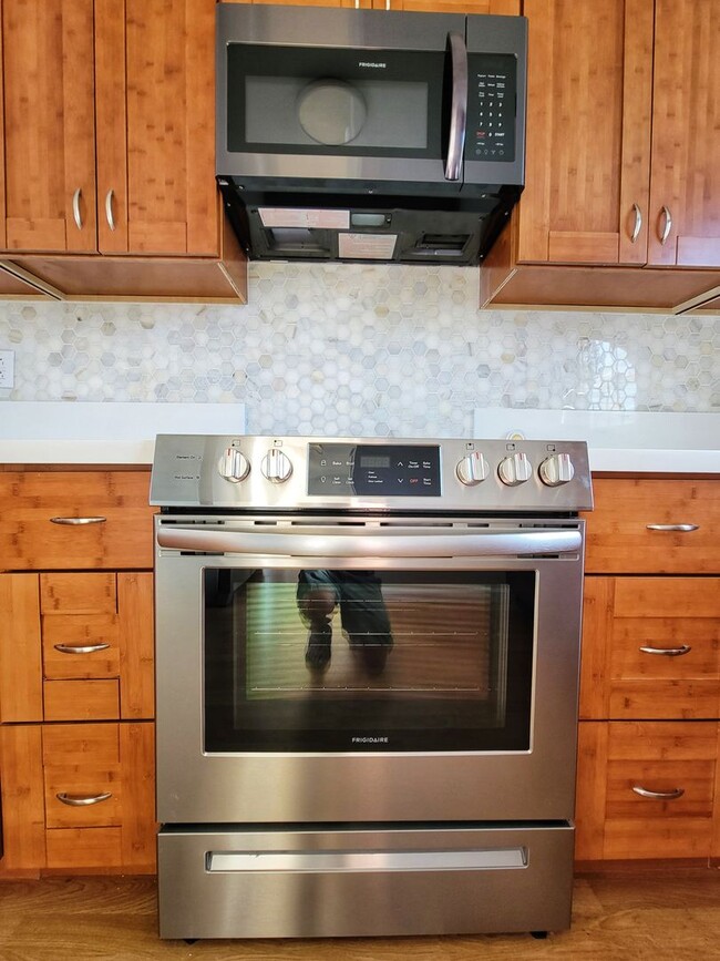 property at 98-413-413 Kaonohi St