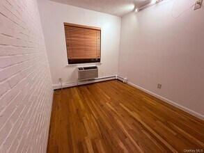 71-38 162nd St in Queens, NY - Building Photo - Building Photo