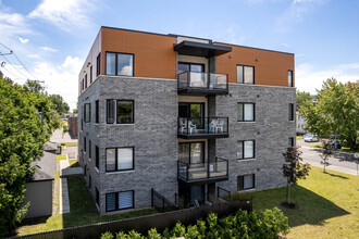 125 Saint-Joseph in Châteauguay, QC - Building Photo - Building Photo