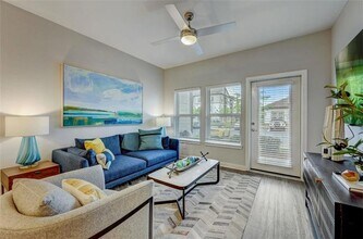 4000 Mill Spring Cir in Oakwood, GA - Foto de edificio - Building Photo