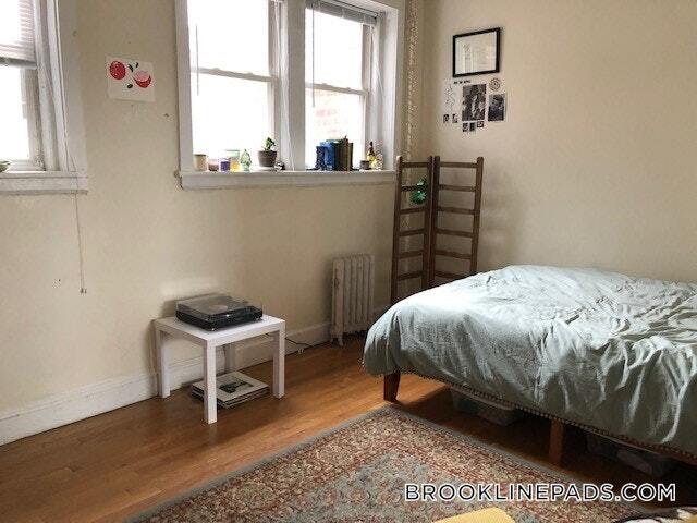 60 Egmont St in Brookline, MA - Building Photo - Building Photo