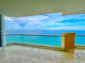 17875 Collins Ave, Unit 4305 in Sunny Isles Beach, FL - Building Photo