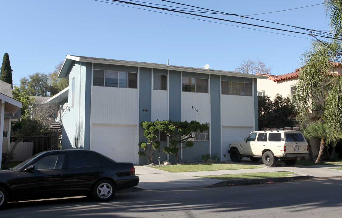 1041 Bennett Ave in Long Beach, CA - Building Photo