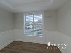 2429 NW Zinfandel Loop in McMinnville, OR - Building Photo - Building Photo