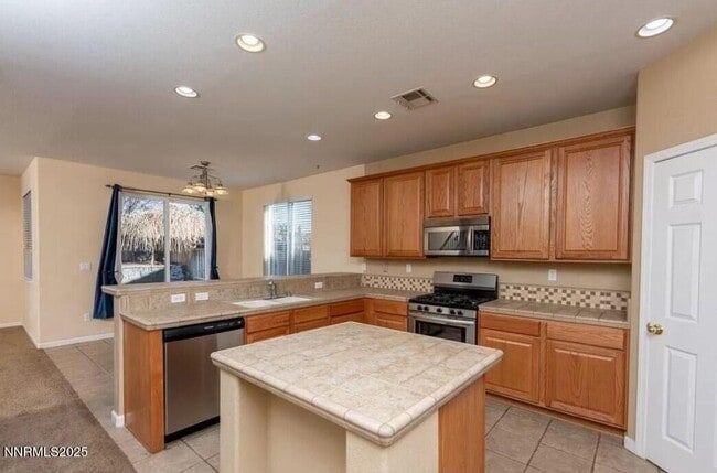 3736 Allegrini Dr in Sparks, NV - Building Photo - Building Photo