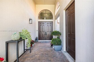 7726 SW 193rd Ln in Cutler Bay, FL - Building Photo - Building Photo