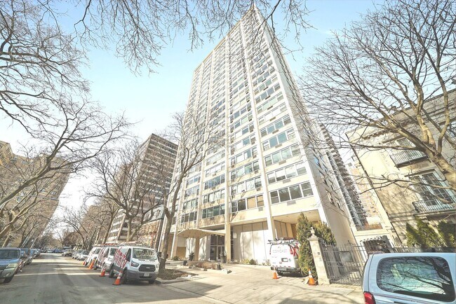 property at 336 W Wellington Ave