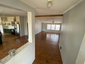 3196 Co Rd 676 in Devine, TX - Building Photo - Building Photo