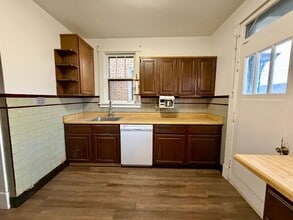 1011 2nd St in Mckees Rocks, PA - Building Photo - Building Photo