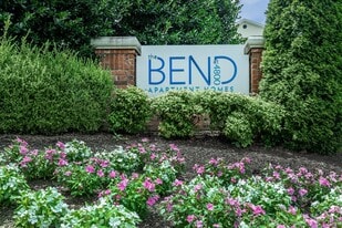 The Bend at 4800 Apartment Homes in Richmond, VA - Building Photo