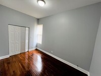 6148 S May St photo'