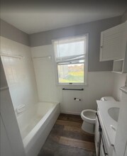 4127 Lora Ave in Cheviot, OH - Building Photo - Building Photo